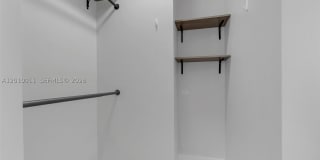 700 NW 18th St Gallery 18
