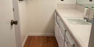 Spacious 3BR Condo in Bakersfield Gallery 9