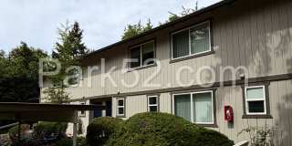 Updated 2 Bedroom University Place Townhome Gallery 1