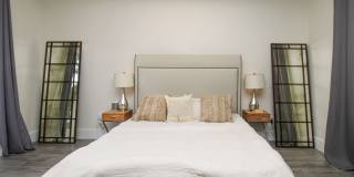 ** LUXURY MODERN ZEN RETREAT IN NAPLES PARK ** WALK TO THE BEACH **   4BR/4BA PRIVATE POOL & SPA FULLY REMODELED ** MERCATO **OFFERED FURNISHED SEASONALLY, WEEKLY OR ANNUALLY ** NO HOA PROCESS SO MOVE IN TODAY ** READY FOR A TENANT ** Gallery 61