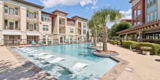 Park at Rialto Gallery 9