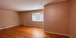 $0 DEPOSIT OPTION. CHARMING 2BED/1BATH DUPLEX NEAR SLOAN LAKE!! Gallery 12