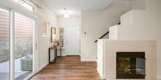 Bright and Spacious, 2BD/2.5BA, Two-Story Condo in Oak Creek in San Ramon- Available NOW! Gallery 14