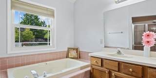 37670 KINGSBURN Drive Gallery 40