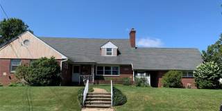 26 Nassau Avenue unit: 1St Floor Gallery 1