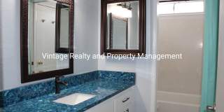 Ready To Go! Very Nice 2 bedroom Condo!!! Gallery 14