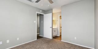 Hunters Glen Gallery 70