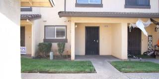 Beautiful 2-Bedroom, 2.5-Bath Condo with Community Pool Beautiful 2-Bedroom, 2.5-Bath Condo with Community Pool Gallery 1