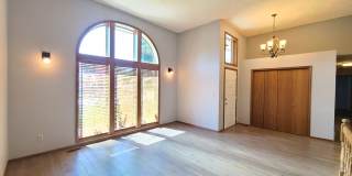 $3,400- 5 Bed / 3 Bath Beautiful Home in Upper South Hill Gallery 6