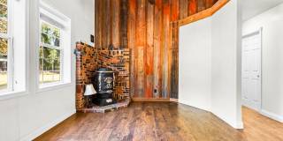 2385 Cascade Hwy Se Gallery 1