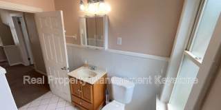 303 Lexington Court Gallery 12