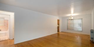 1570 Buena Vista Ave #1 - 1 bedroom | 1 bathroom Gallery 3