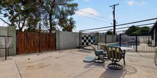 123 E ERIE Drive Gallery 37