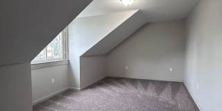 Spacious 4 Bedroom 1 Bathroom Single Family Home (Perry South) Gallery 20