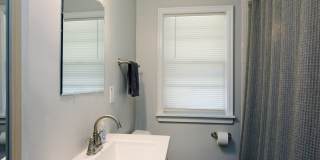 Updated Home in Mounds View 3BD 2Bath W/HUGE Backyard!! Gallery 6