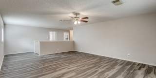 Spacious 3-bedroom home in the highly desirable Parkwood Subdivision Gallery 17