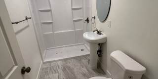 Recently Remodeled 1 Bed. Apt. Near Shopping & Public Transportation Recently Remodeled 1 Bed. Apt. Near Shopping & Public Transportation Gallery 6