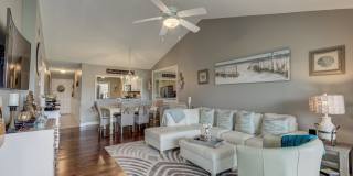 3/2 CONDO IN LELY GOLF ESTATES IN NAPLES. Gallery 6