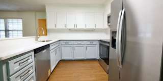 1030 Cumberland Dr Gallery 1