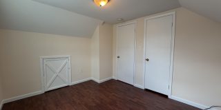 1037 Chipperfield Drive Gallery 29