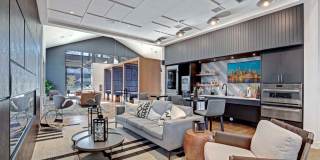 Martingale Gallery 22
