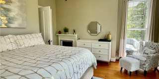 541 Bellevue Avenue Gallery 22