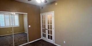 3 Bedroom Condo - Gated - Summerlin - Detached Garage- New Carpet Gallery 7