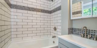 Spacious 4 Bedroom / 2 Bath Single-Family Home – Prime Location Near Downtown GR Gallery 17