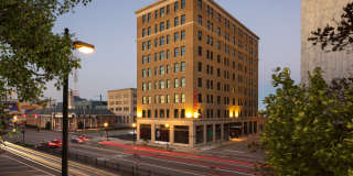 142 West York Street Apartments Gallery 12