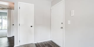 Northcrest Garden Apartments Gallery 20