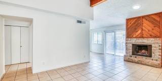 2012 Amy Sue Drive unit: B Gallery 7