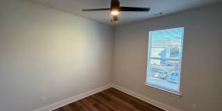 1043 Laramie Gallery 13
