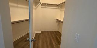 2 bedroom 2 bath 2-story home Gallery 19