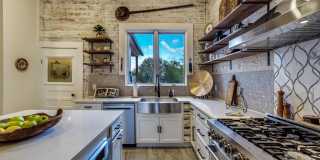 Fully Furnished Sleeps 8 with 3 Full Bedrooms and 3 full baths  Parking behind the secured gate Gallery 10