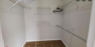 Available now! 2 bed 2 bath with wood burning fireplace in Dublin City Schools! Gallery 32