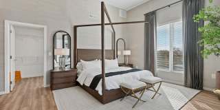 The Seventeen Hundred on East Gallery 9