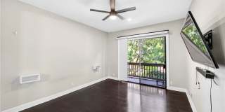 9 Madrona Gallery 18