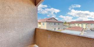 2305 W Horizon Ridge Parkway Gallery 26