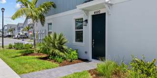 4520 Longwood Lake Square Gallery 5