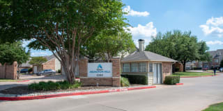 Arlington Hills Gallery 18