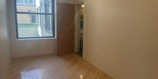 449-463 Washington unit: 7D Gallery 21