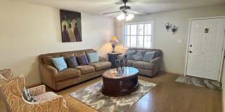 Charming 3-Bedroom Home with Wood Flooring and Large Yard in Yuma Gallery 4