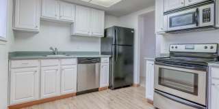 Cute 2 Bedroom Condo in Gated Community! Brand New Carpets!! Cute 2 Bedroom Condo in Gated Community! Brand New Carpets!! Gallery 1