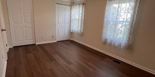 5633 INDEPENDENCE Circle Gallery 23