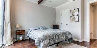 TERRELL HILLS TOWNHOUSE Gallery 20