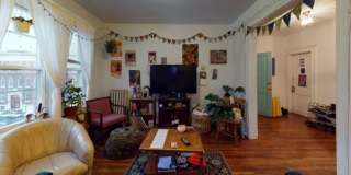 4 Bed 2 Bath with Washer and Dryer in Unit Gallery 9