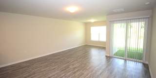 Roomy 3 Bed 2 Bath Duplex Home for Rent w Lawn Cutting Included! Gallery 22