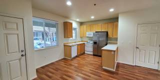 Great Location! 2 Bed 2 Bath Townhouse Style Condo! Open Concept! Laminate Floors Throughout Main! Gallery 5