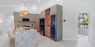 1132 NE 3rd Avenue Gallery 9