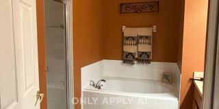 $300 off the first month rent - 7025 White Trillium Cir, Orlando Fl 32818 Gallery 8